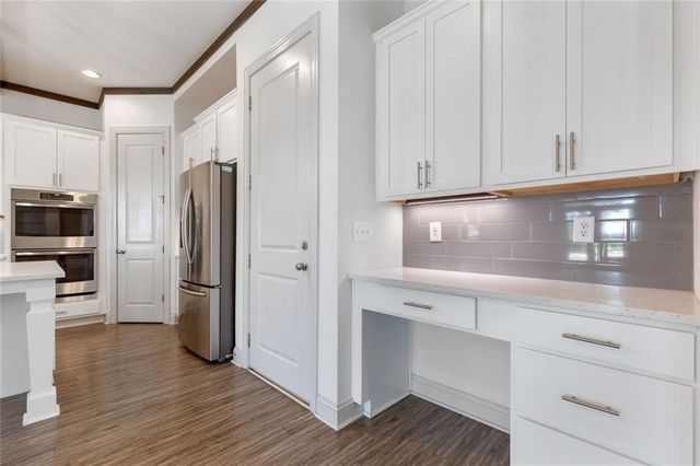988 Woodtrace Lane, Auburn, GA 30011