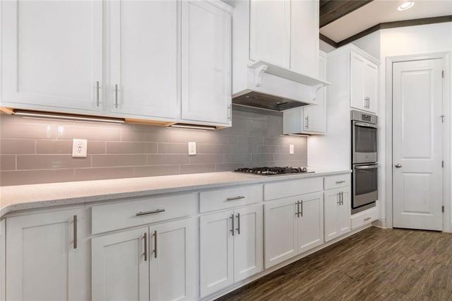 988 Woodtrace Lane, Auburn, GA 30011