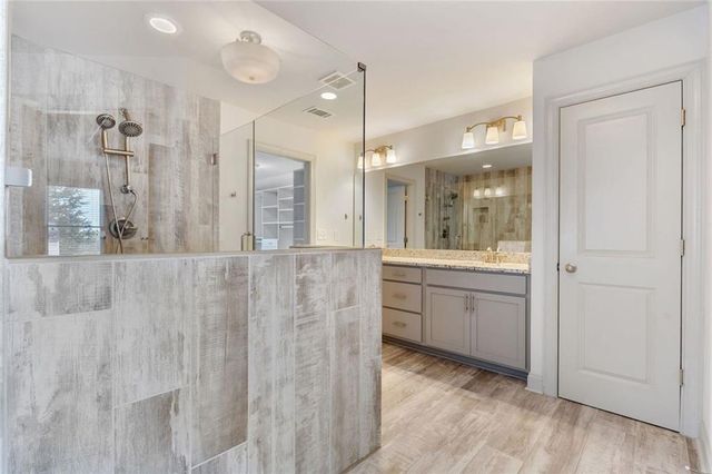 988 Woodtrace Lane, Auburn, GA 30011
