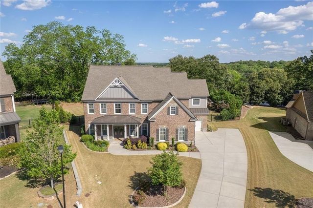 988 Woodtrace Lane, Auburn, GA 30011