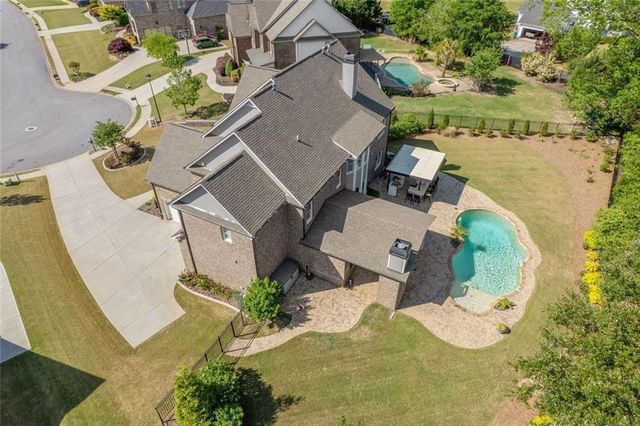 988 Woodtrace Lane, Auburn, GA 30011