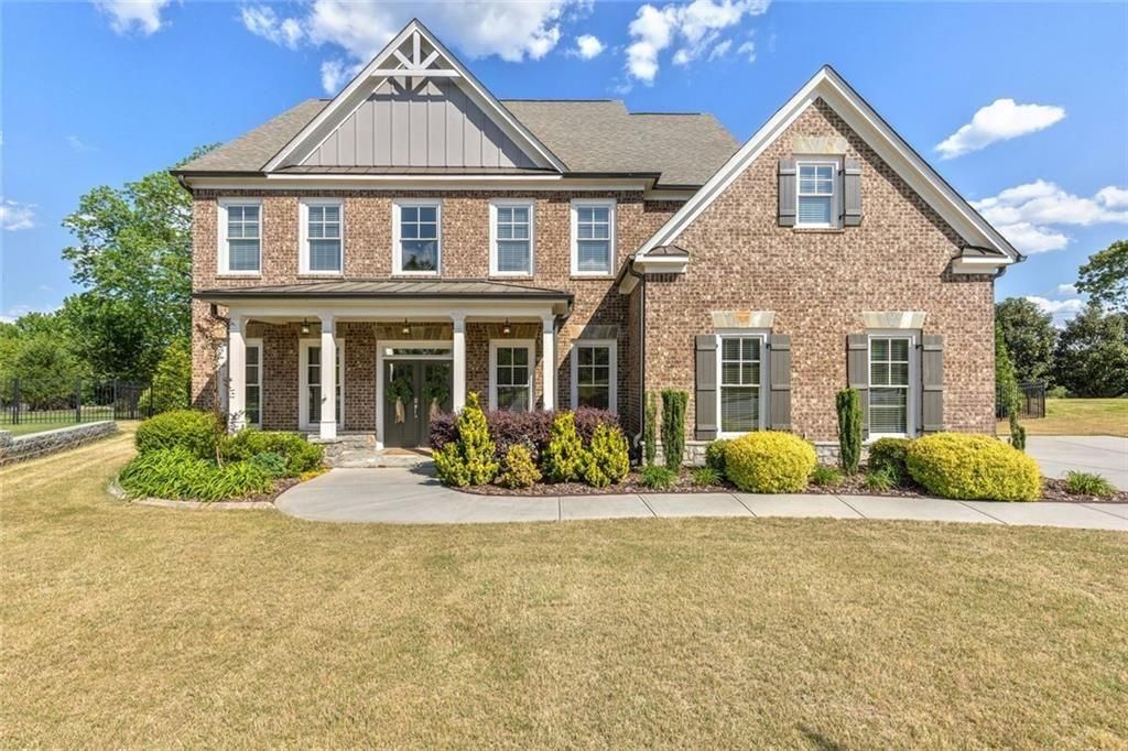 988 Woodtrace Lane, Auburn, GA 30011