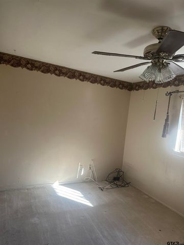 123 E 24th Street, Tyler, TX 75702