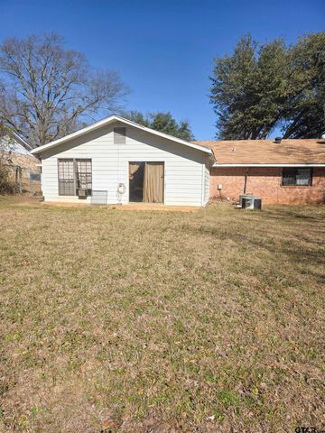 123 E 24th Street, Tyler, TX 75702