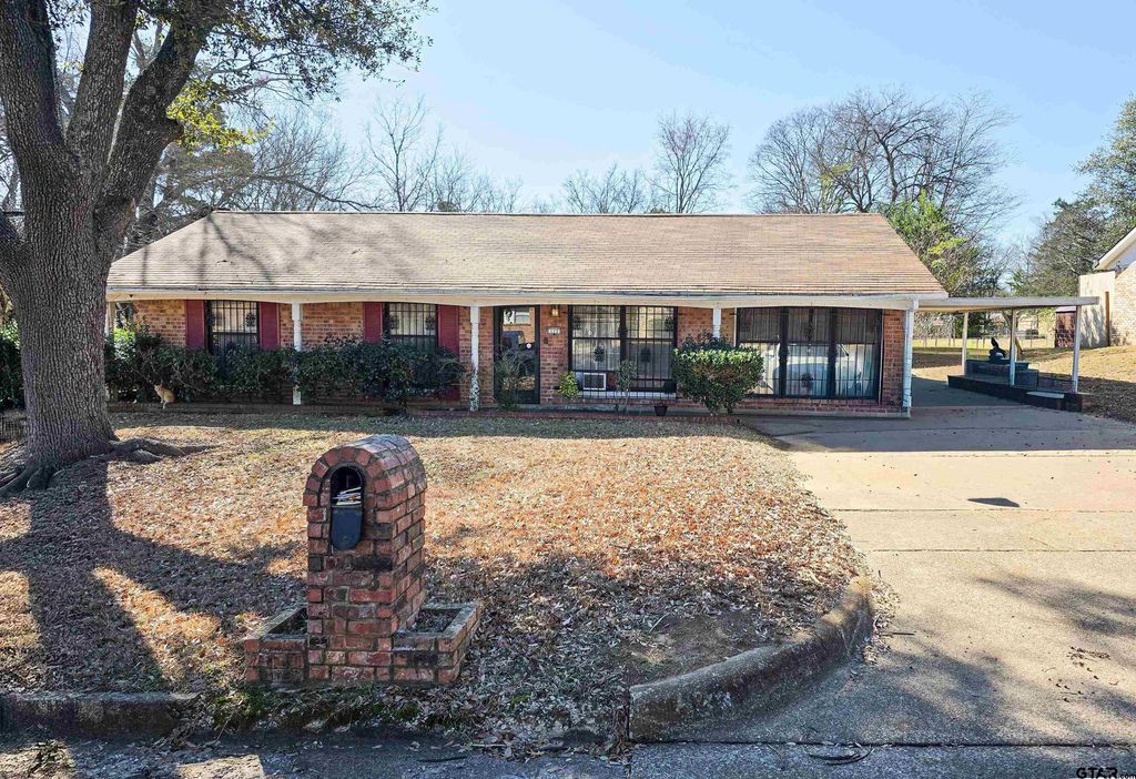 123 E 24th Street, Tyler, TX 75702