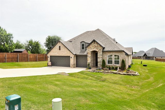13501 Hickory Way, Edmond, OK 73025