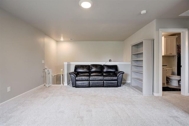 13501 Hickory Way, Edmond, OK 73025