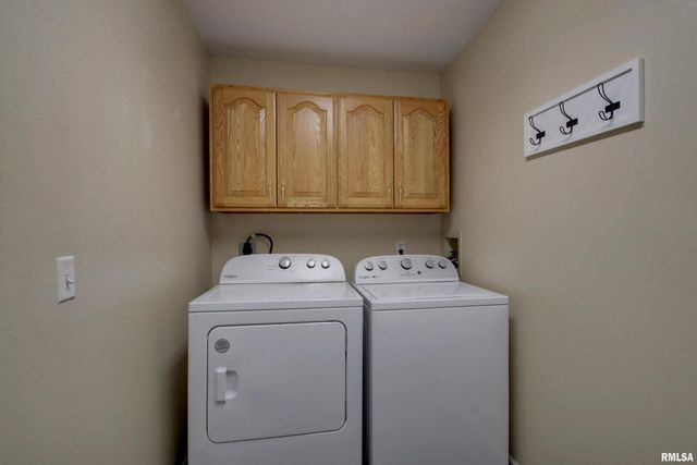 3012 BLUFF RIDGE Drive, Quincy, IL 62305