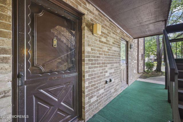 156 Cross Slope Court D, Manalapan, NJ 07726