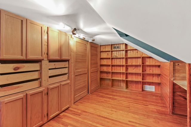 1208 W William Street, Champaign, IL 61821