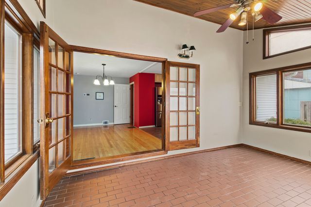 1208 W William Street, Champaign, IL 61821