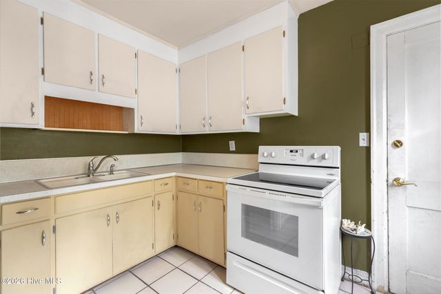 2940 Oleander Drive 2c, Wilmington, NC 28403