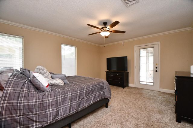 306 Priscilla Court, Houston, TX 77015