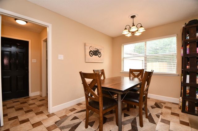 306 Priscilla Court, Houston, TX 77015