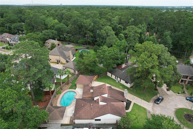 306 Priscilla Court, Houston, TX 77015