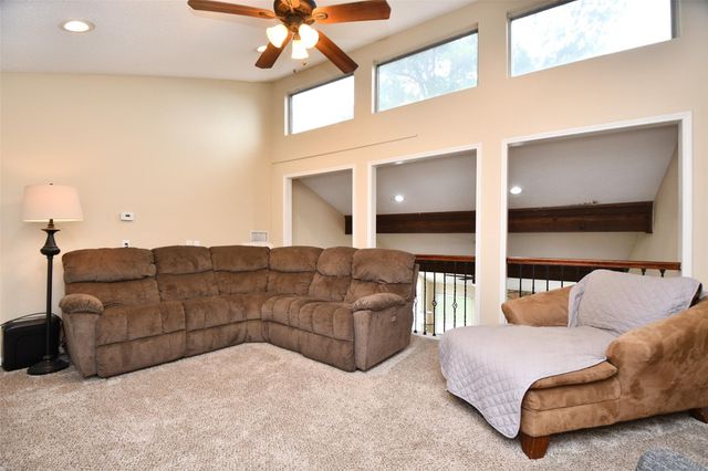 306 Priscilla Court, Houston, TX 77015