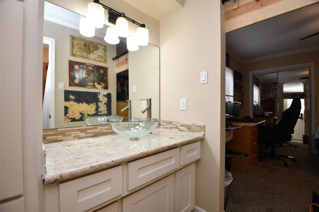 306 Priscilla Court, Houston, TX 77015