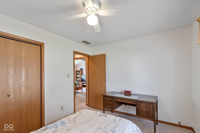 1068 Mikes Way, Greenwood, IN 46143