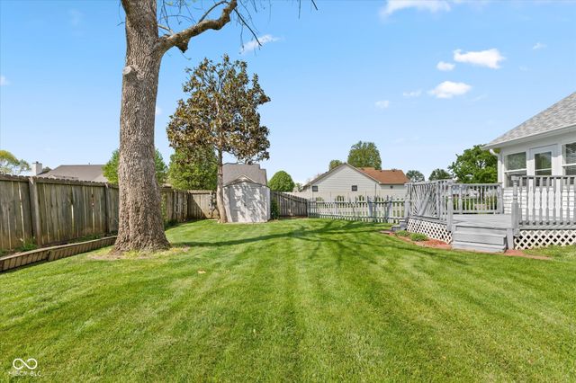 1068 Mikes Way, Greenwood, IN 46143