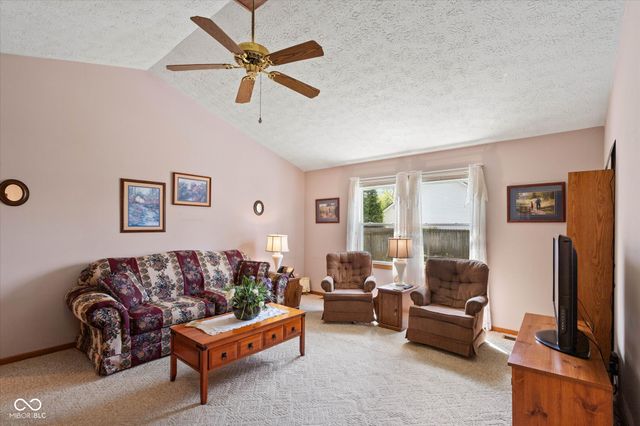 1068 Mikes Way, Greenwood, IN 46143
