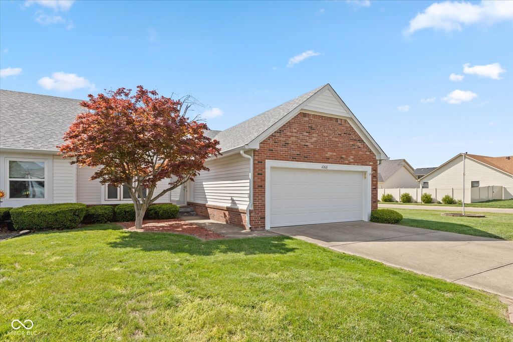 1068 Mikes Way, Greenwood, IN 46143
