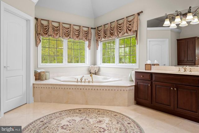 203 WECKS POND, New Hope, PA 18938