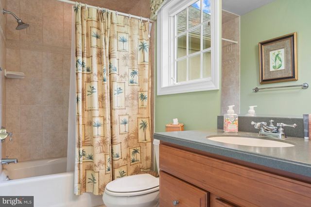 203 WECKS POND, New Hope, PA 18938