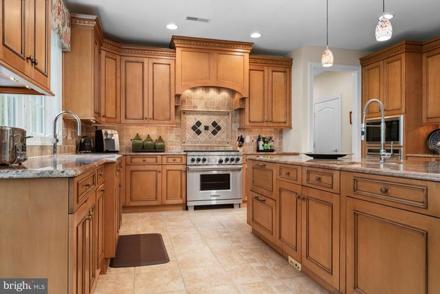203 WECKS POND, New Hope, PA 18938