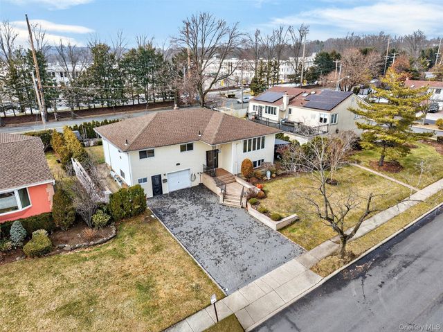 55 Executive Drive, Manhasset Hills, NY 11040