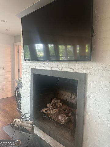 7045 Collins Point Road, Cumming, GA 30041
