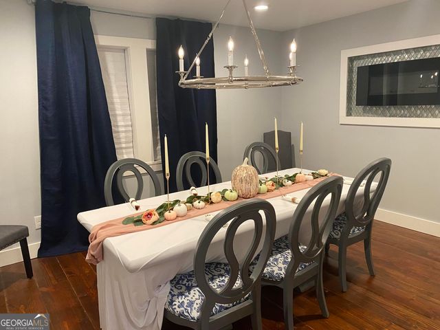 7045 Collins Point Road, Cumming, GA 30041