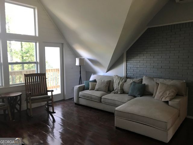 7045 Collins Point Road, Cumming, GA 30041