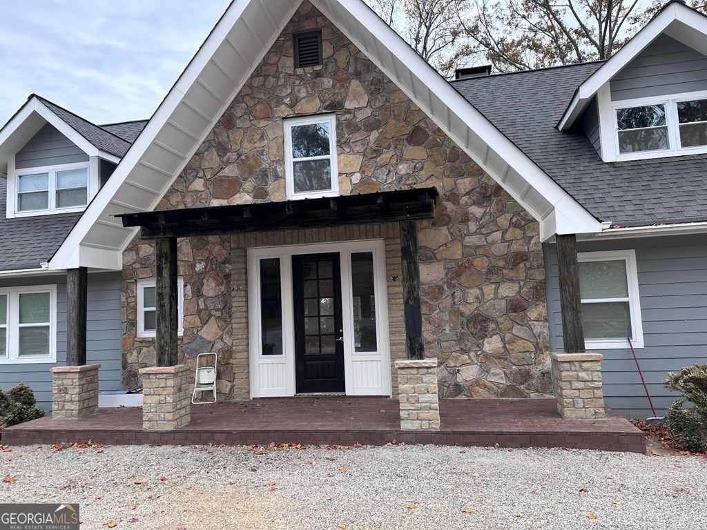 7045 Collins Point Road, Cumming, GA 30041