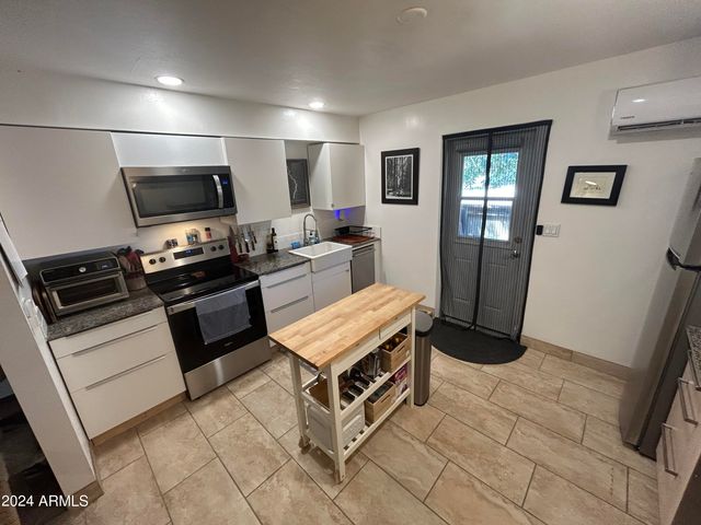 2103 S Granada Drive Apt 8, Tempe, AZ 85282