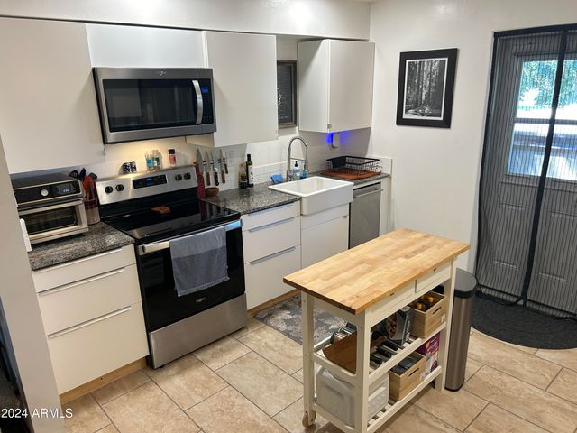 2103 S Granada Drive Apt 8, Tempe, AZ 85282