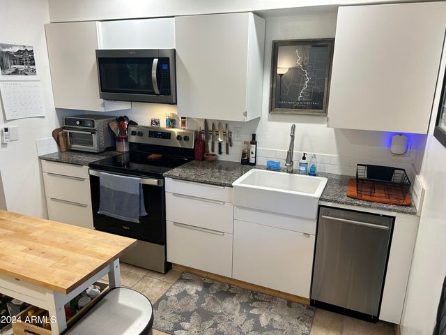 2103 S Granada Drive Apt 8, Tempe, AZ 85282
