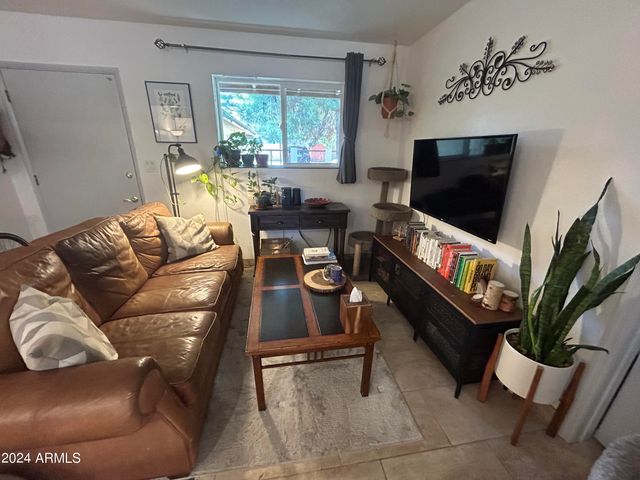 2103 S Granada Drive Apt 8, Tempe, AZ 85282