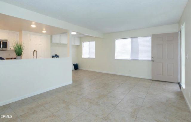 1231 Saratoga Avenue, Ventura, CA 93003