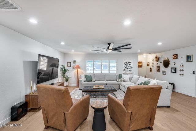 9005 W VILLA CHULA Street, Peoria, AZ 85383