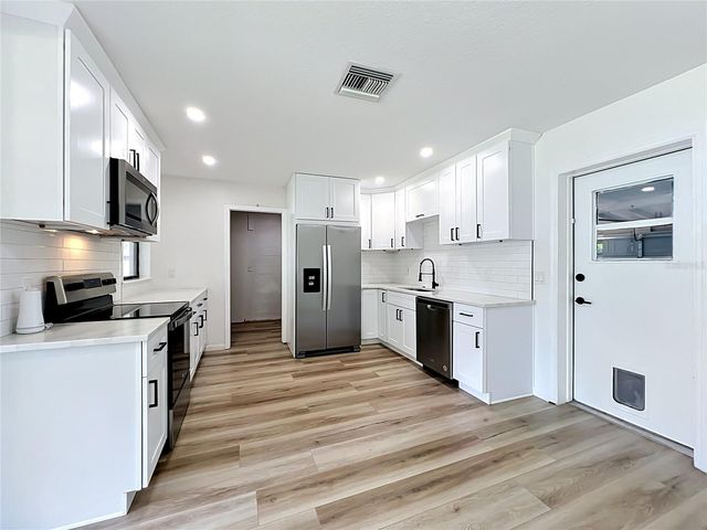 1017 MALONE DRIVE, Orlando, FL 32810