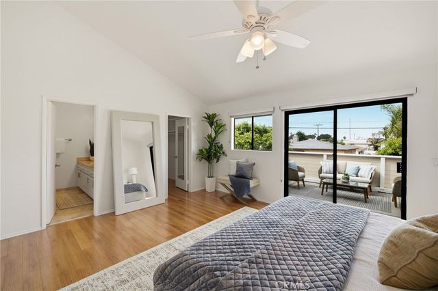 2300 Carnegie Lane 4, Redondo Beach, CA 90278