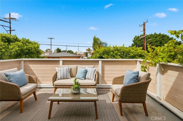 2300 Carnegie Lane 4, Redondo Beach, CA 90278