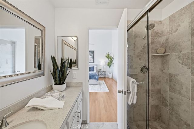 2300 Carnegie Lane 4, Redondo Beach, CA 90278