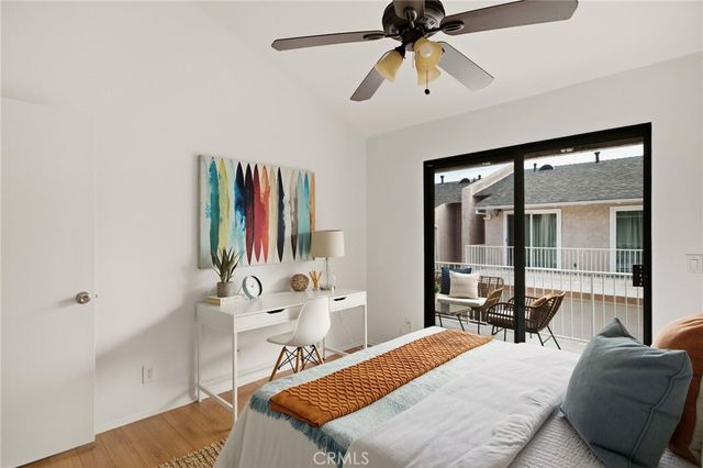 2300 Carnegie Lane 4, Redondo Beach, CA 90278