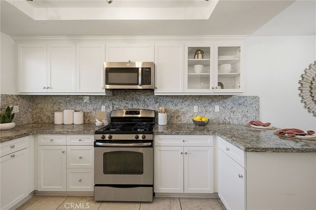 2300 Carnegie Lane 4, Redondo Beach, CA 90278