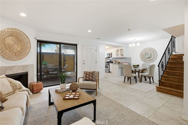 2300 Carnegie Lane 4, Redondo Beach, CA 90278