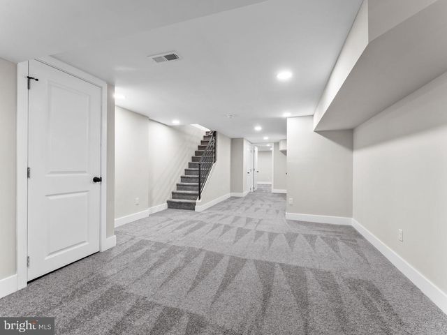 5719 HAZEL AVE, Philadelphia, PA 19143