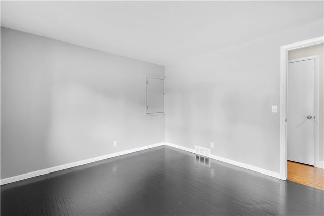 679 Heritage Drive, Greece, NY 14615