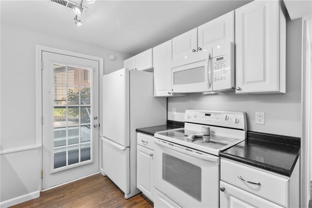 679 Heritage Drive, Greece, NY 14615