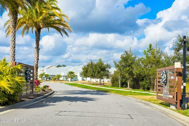 374 TOPSIDE Drive, St. Johns, FL 32259